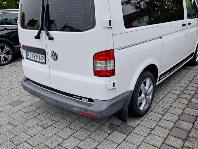 Белый Фольксваген Transporter, объемом двигателя 2 л и пробегом 208 тыс. км за 17554 $, фото 2 на Automoto.ua