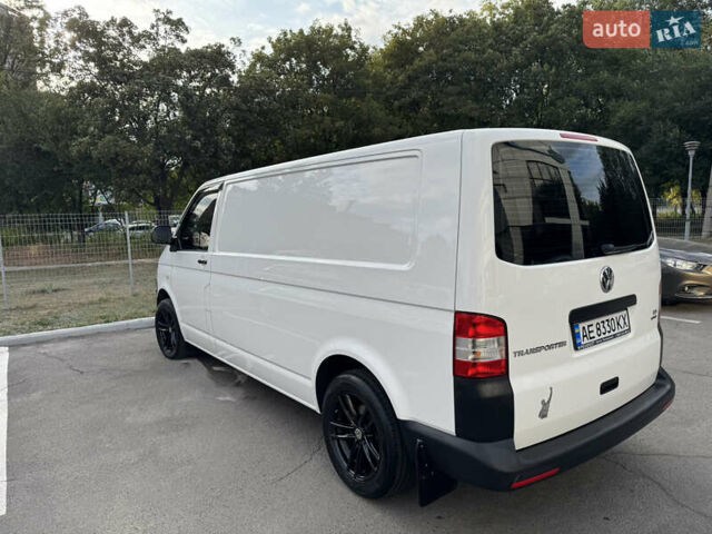 Белый Фольксваген Transporter, объемом двигателя 2 л и пробегом 254 тыс. км за 13999 $, фото 3 на Automoto.ua