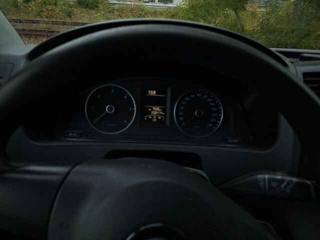 Белый Фольксваген Transporter, объемом двигателя 2 л и пробегом 208 тыс. км за 17554 $, фото 5 на Automoto.ua