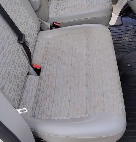 Білий Фольксваген Transporter, об'ємом двигуна 2 л та пробігом 380 тис. км за 12500 $, фото 14 на Automoto.ua