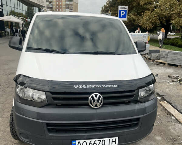 Білий Фольксваген Transporter, об'ємом двигуна 2 л та пробігом 380 тис. км за 11500 $, фото 1 на Automoto.ua