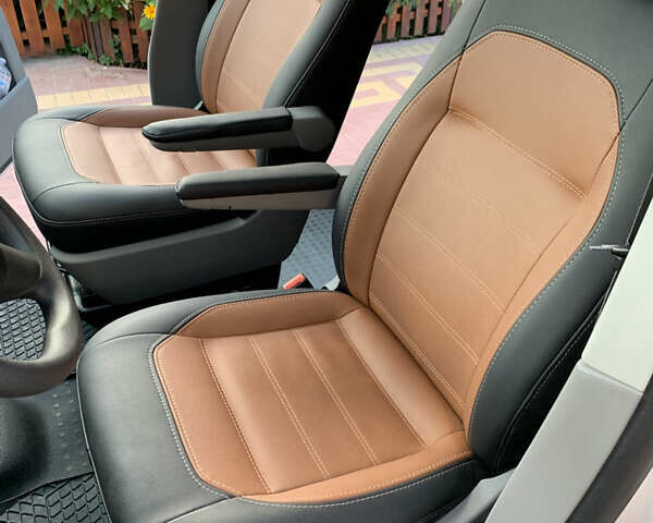 Белый Фольксваген Transporter, объемом двигателя 2 л и пробегом 330 тыс. км за 21900 $, фото 21 на Automoto.ua