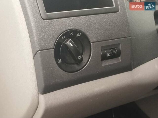 Белый Фольксваген Transporter, объемом двигателя 1.97 л и пробегом 371 тыс. км за 8490 $, фото 20 на Automoto.ua