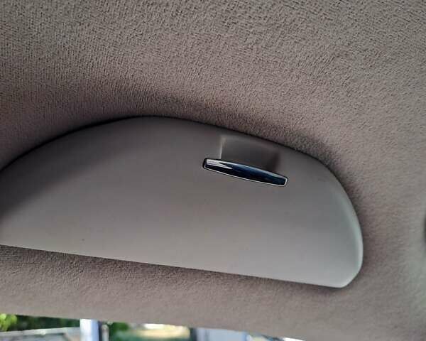 Білий Фольксваген Transporter, об'ємом двигуна 2 л та пробігом 260 тис. км за 15300 $, фото 22 на Automoto.ua