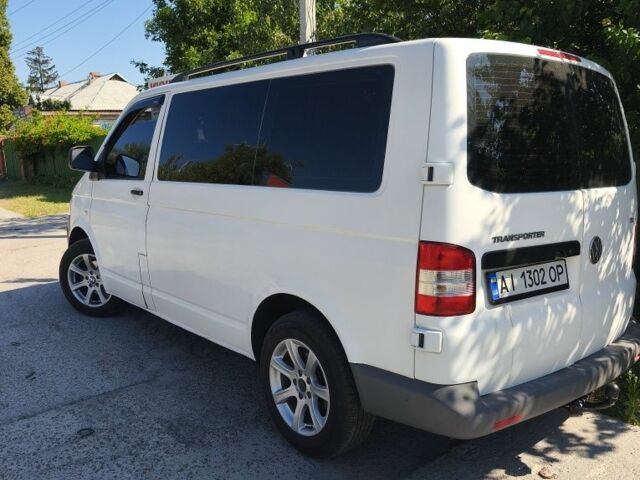 Белый Фольксваген Transporter, объемом двигателя 2 л и пробегом 400 тыс. км за 10500 $, фото 2 на Automoto.ua