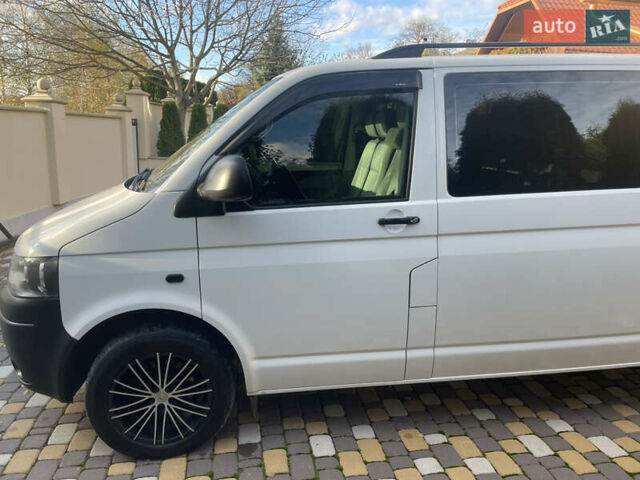 Білий Фольксваген Transporter, об'ємом двигуна 2 л та пробігом 351 тис. км за 15800 $, фото 17 на Automoto.ua
