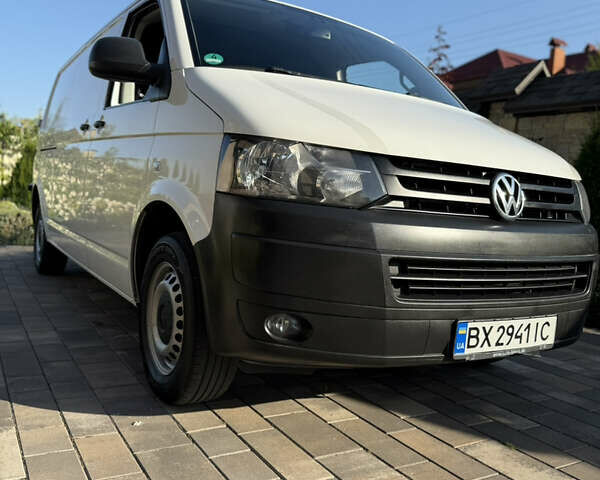 Белый Фольксваген Transporter, объемом двигателя 2 л и пробегом 258 тыс. км за 15500 $, фото 4 на Automoto.ua