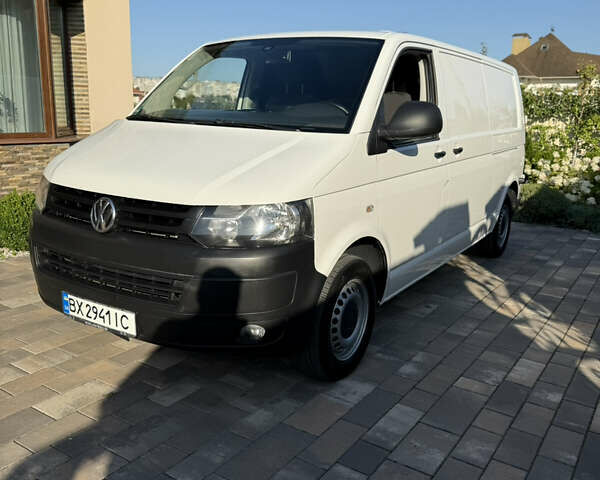 Белый Фольксваген Transporter, объемом двигателя 2 л и пробегом 258 тыс. км за 15500 $, фото 3 на Automoto.ua