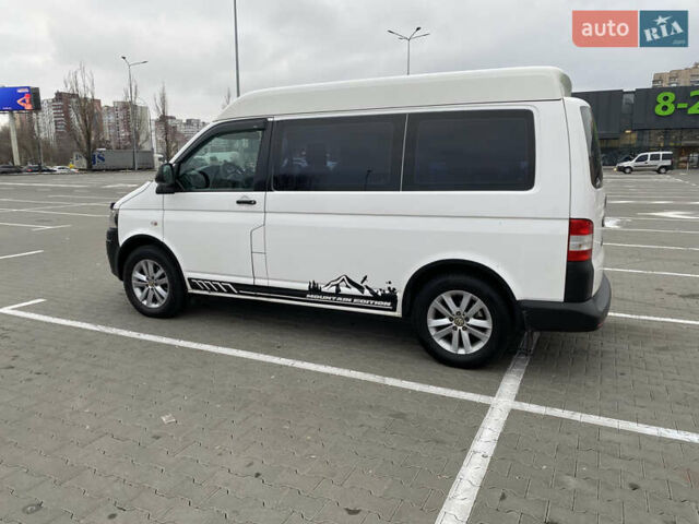 Белый Фольксваген Transporter, объемом двигателя 2 л и пробегом 330 тыс. км за 21900 $, фото 5 на Automoto.ua