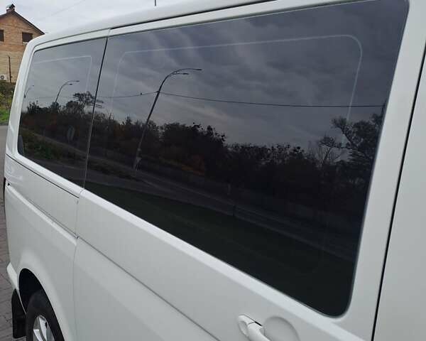 Білий Фольксваген Transporter, об'ємом двигуна 2 л та пробігом 260 тис. км за 15300 $, фото 11 на Automoto.ua