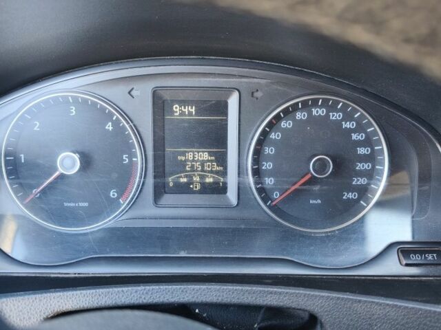 Белый Фольксваген Transporter, объемом двигателя 2 л и пробегом 400 тыс. км за 10500 $, фото 6 на Automoto.ua