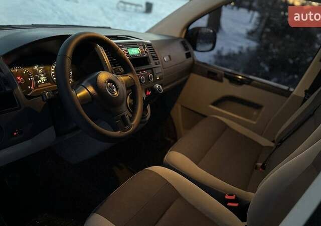 Белый Фольксваген Transporter, объемом двигателя 2 л и пробегом 203 тыс. км за 11999 $, фото 15 на Automoto.ua