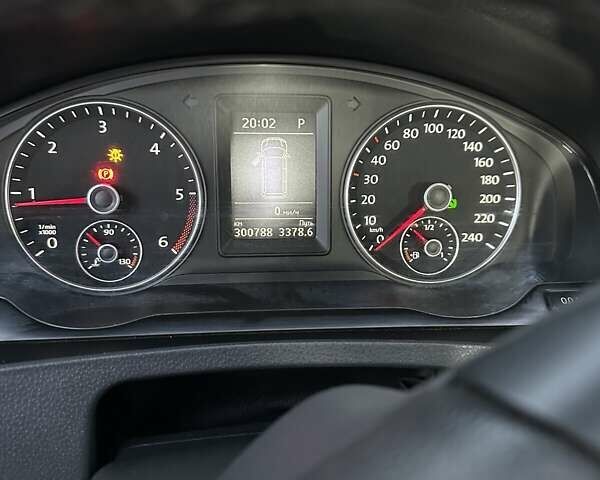 Білий Фольксваген Transporter, об'ємом двигуна 2 л та пробігом 297 тис. км за 16500 $, фото 3 на Automoto.ua