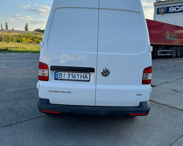 Білий Фольксваген Transporter, об'ємом двигуна 1.97 л та пробігом 317 тис. км за 13000 $, фото 3 на Automoto.ua