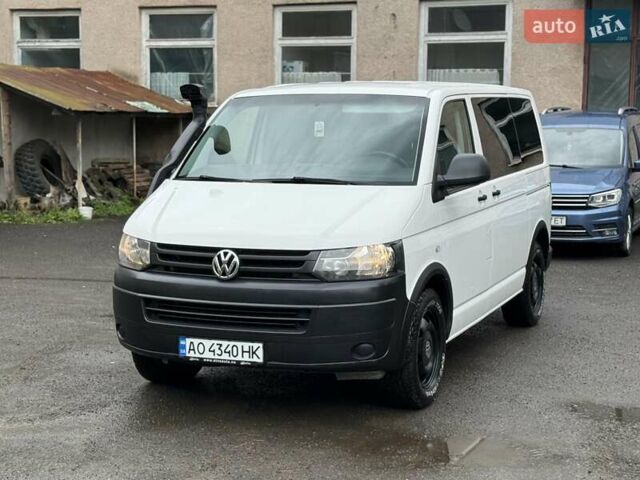 Белый Фольксваген Transporter, объемом двигателя 2 л и пробегом 208 тыс. км за 22400 $, фото 4 на Automoto.ua