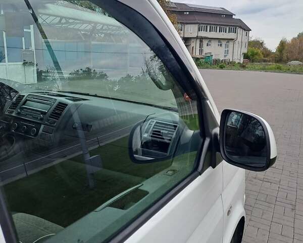 Білий Фольксваген Transporter, об'ємом двигуна 2 л та пробігом 260 тис. км за 15300 $, фото 15 на Automoto.ua