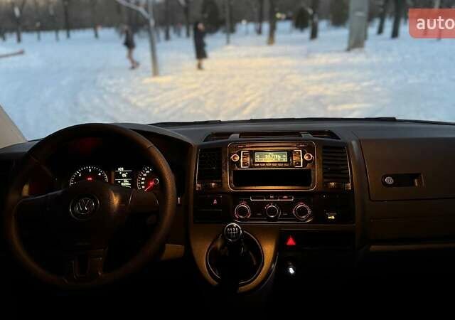 Белый Фольксваген Transporter, объемом двигателя 2 л и пробегом 203 тыс. км за 11999 $, фото 19 на Automoto.ua