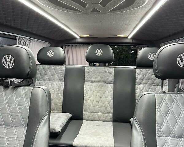 Білий Фольксваген Transporter, об'ємом двигуна 2 л та пробігом 297 тис. км за 16500 $, фото 2 на Automoto.ua