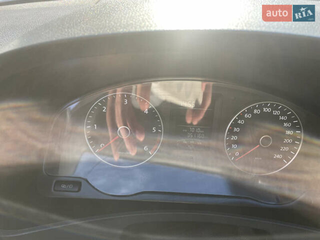 Білий Фольксваген Transporter, об'ємом двигуна 2 л та пробігом 351 тис. км за 15800 $, фото 10 на Automoto.ua