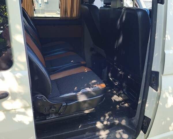 Белый Фольксваген Transporter, объемом двигателя 2 л и пробегом 400 тыс. км за 10500 $, фото 3 на Automoto.ua