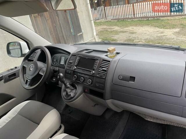 Білий Фольксваген Transporter, об'ємом двигуна 1.97 л та пробігом 265 тис. км за 16800 $, фото 11 на Automoto.ua