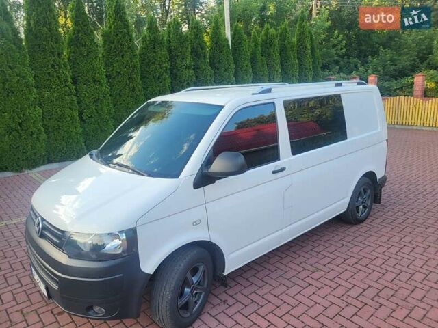 Белый Фольксваген Transporter, объемом двигателя 1.97 л и пробегом 248 тыс. км за 14499 $, фото 1 на Automoto.ua