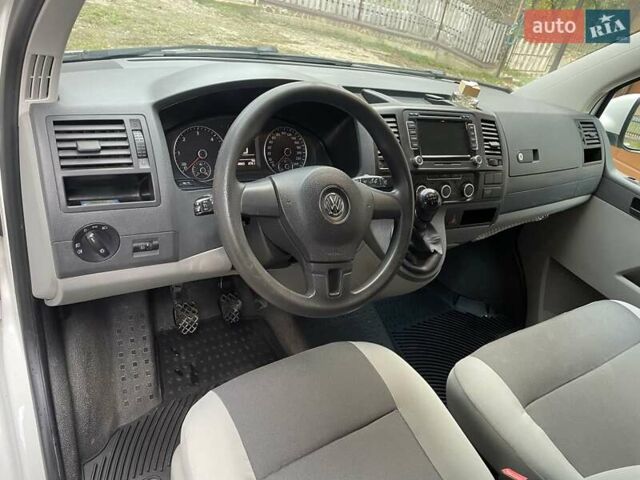 Білий Фольксваген Transporter, об'ємом двигуна 1.97 л та пробігом 265 тис. км за 16800 $, фото 8 на Automoto.ua