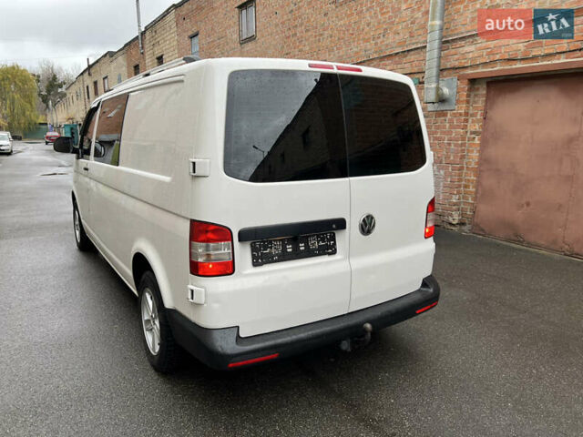 Білий Фольксваген Transporter, об'ємом двигуна 2 л та пробігом 276 тис. км за 16900 $, фото 14 на Automoto.ua