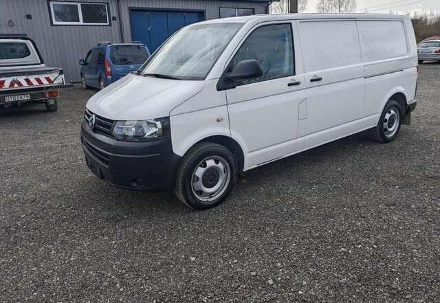 Білий Фольксваген Transporter, об'ємом двигуна 2 л та пробігом 265 тис. км за 11200 $, фото 13 на Automoto.ua