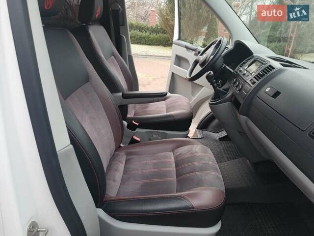 Белый Фольксваген Transporter, объемом двигателя 1.97 л и пробегом 248 тыс. км за 14499 $, фото 24 на Automoto.ua