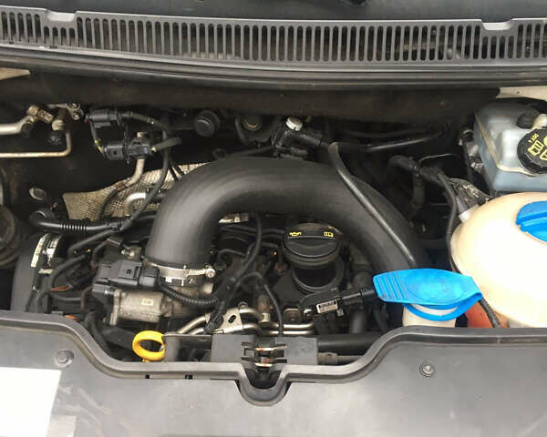 Белый Фольксваген Transporter, объемом двигателя 1.97 л и пробегом 338 тыс. км за 21999 $, фото 37 на Automoto.ua