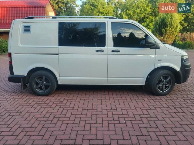 Белый Фольксваген Transporter, объемом двигателя 1.97 л и пробегом 248 тыс. км за 14499 $, фото 18 на Automoto.ua
