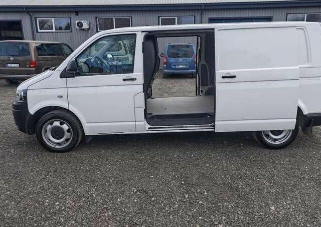 Білий Фольксваген Transporter, об'ємом двигуна 2 л та пробігом 265 тис. км за 11200 $, фото 14 на Automoto.ua