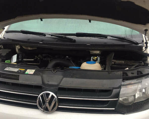 Белый Фольксваген Transporter, объемом двигателя 1.97 л и пробегом 338 тыс. км за 21999 $, фото 53 на Automoto.ua