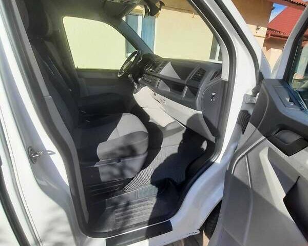 Белый Фольксваген Transporter, объемом двигателя 2 л и пробегом 275 тыс. км за 16500 $, фото 24 на Automoto.ua