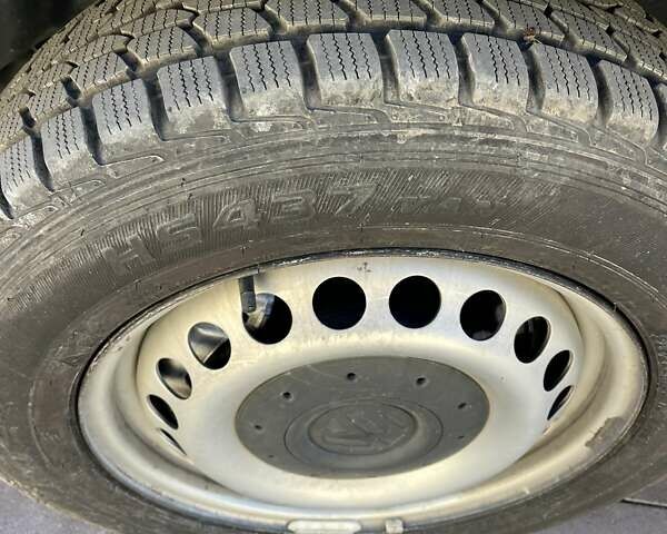 Белый Фольксваген Transporter, объемом двигателя 1.97 л и пробегом 408 тыс. км за 12900 $, фото 7 на Automoto.ua