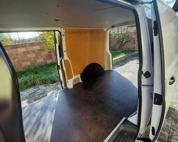Белый Фольксваген Transporter, объемом двигателя 2 л и пробегом 275 тыс. км за 16500 $, фото 28 на Automoto.ua
