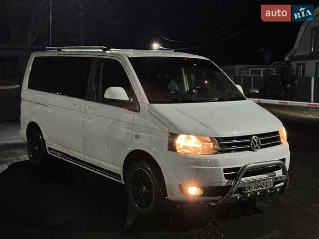 Белый Фольксваген Transporter, объемом двигателя 1.97 л и пробегом 159 тыс. км за 20000 $, фото 2 на Automoto.ua