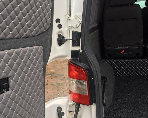 Белый Фольксваген Transporter, объемом двигателя 1.97 л и пробегом 338 тыс. км за 21999 $, фото 51 на Automoto.ua