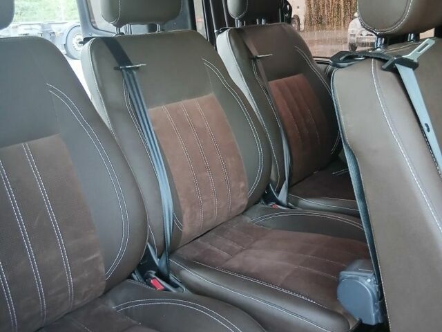 Белый Фольксваген Transporter, объемом двигателя 2 л и пробегом 250 тыс. км за 18500 $, фото 4 на Automoto.ua