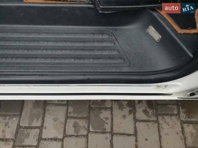 Белый Фольксваген Transporter, объемом двигателя 2 л и пробегом 269 тыс. км за 20500 $, фото 24 на Automoto.ua