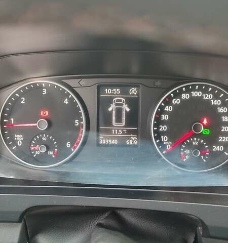 Белый Фольксваген Transporter, объемом двигателя 2 л и пробегом 304 тыс. км за 23700 $, фото 16 на Automoto.ua