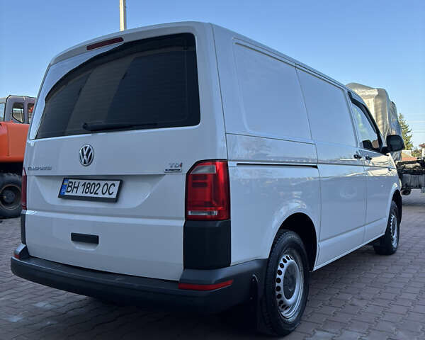 Белый Фольксваген Transporter, объемом двигателя 2 л и пробегом 277 тыс. км за 16100 $, фото 3 на Automoto.ua