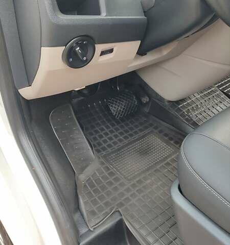 Белый Фольксваген Transporter, объемом двигателя 2 л и пробегом 304 тыс. км за 23700 $, фото 13 на Automoto.ua