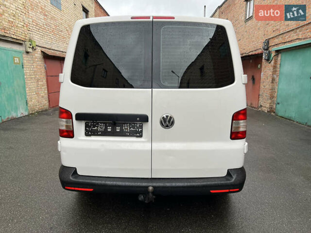 Білий Фольксваген Transporter, об'ємом двигуна 2 л та пробігом 276 тис. км за 16900 $, фото 10 на Automoto.ua