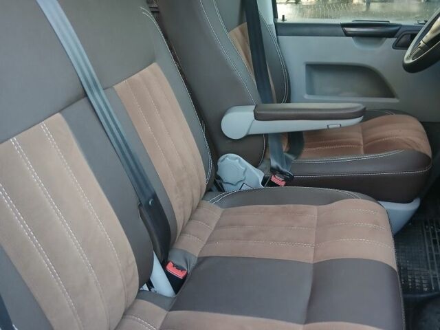 Белый Фольксваген Transporter, объемом двигателя 2 л и пробегом 250 тыс. км за 18500 $, фото 3 на Automoto.ua