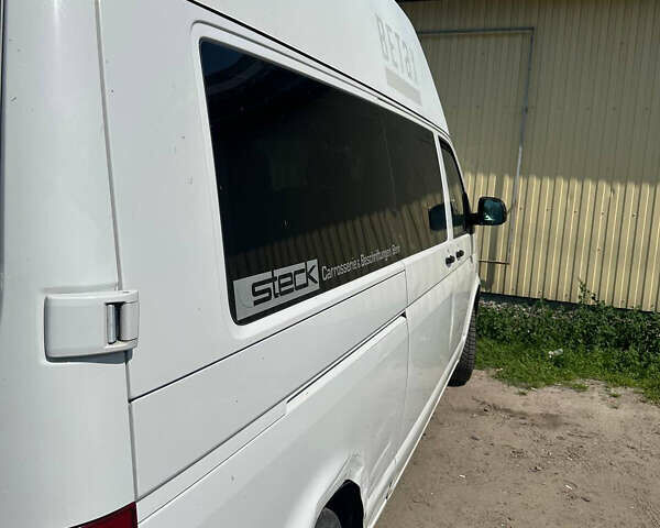 Белый Фольксваген Transporter, объемом двигателя 1.97 л и пробегом 260 тыс. км за 17500 $, фото 4 на Automoto.ua