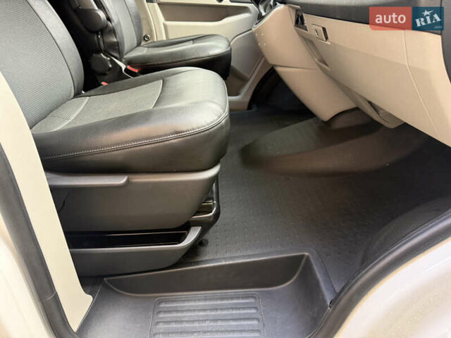 Белый Фольксваген Transporter, объемом двигателя 2 л и пробегом 220 тыс. км за 22500 $, фото 19 на Automoto.ua