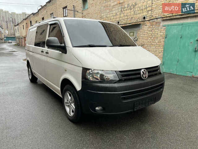 Білий Фольксваген Transporter, об'ємом двигуна 2 л та пробігом 276 тис. км за 16900 $, фото 3 на Automoto.ua