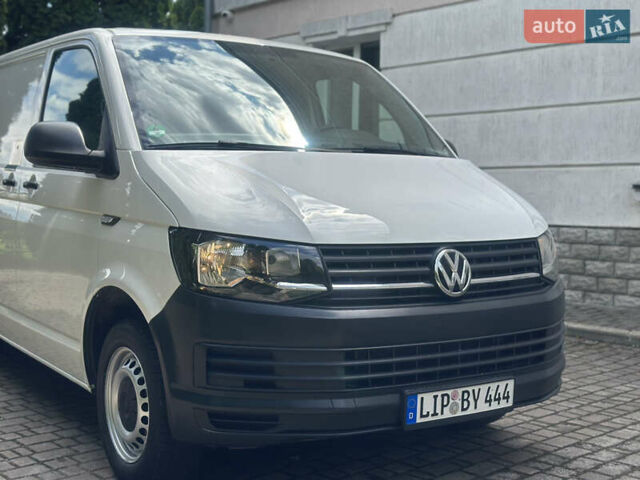 Белый Фольксваген Transporter, объемом двигателя 2 л и пробегом 264 тыс. км за 15900 $, фото 9 на Automoto.ua